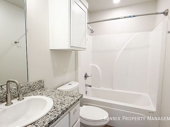 5th image of 7806 Elm Ave