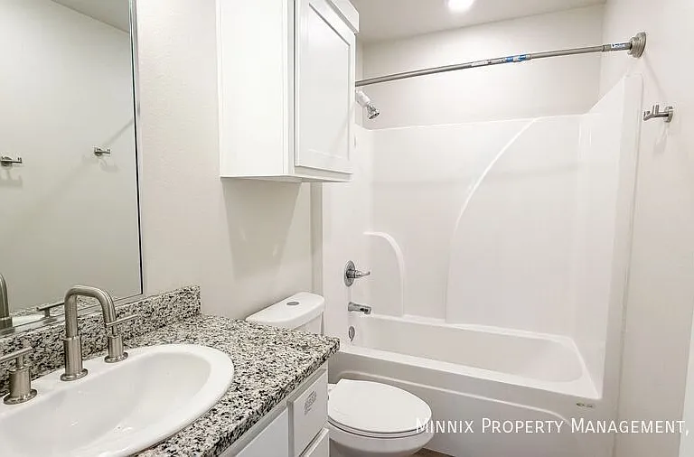 7806 Elm Ave — Photo 5