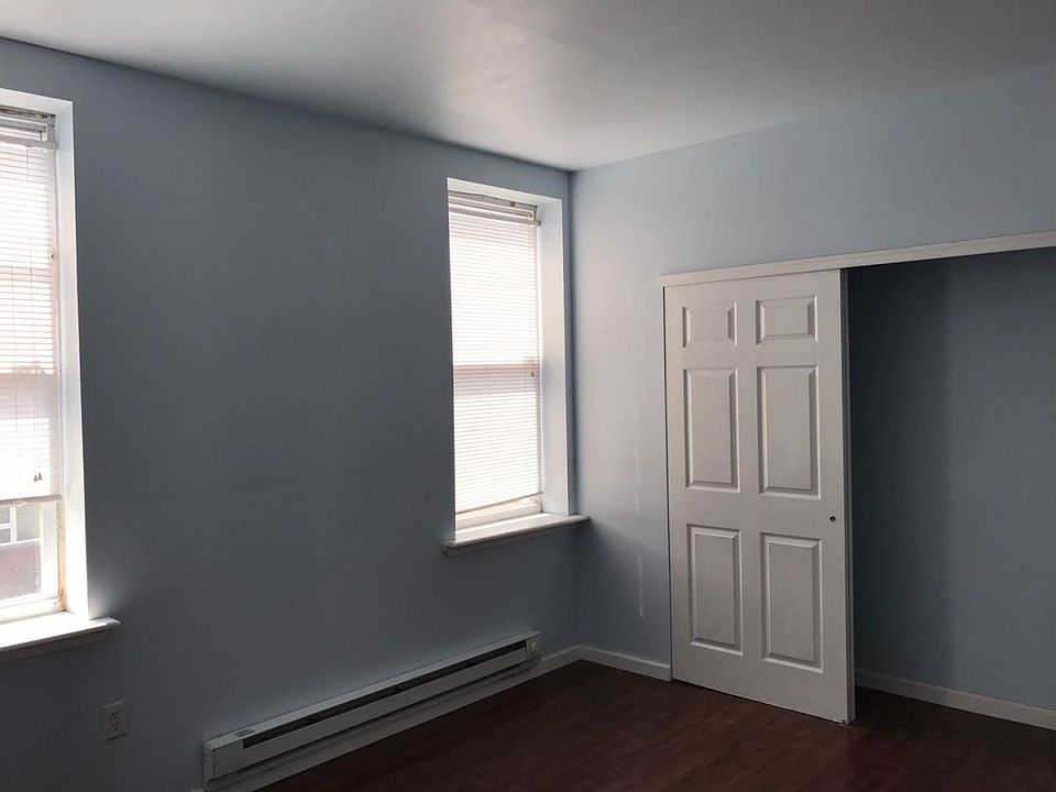 2nd image of 4049 Baring St APT 2F