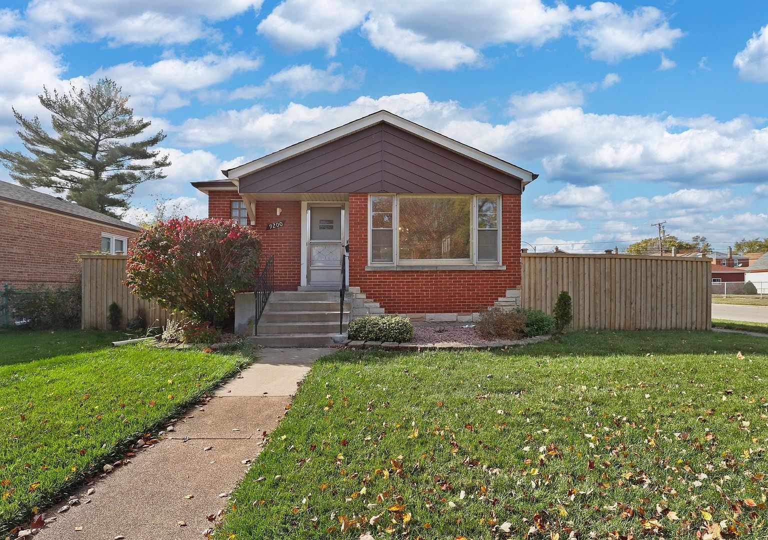 9200 S Utica Ave, Evergreen Park, IL 60805 | Zillow