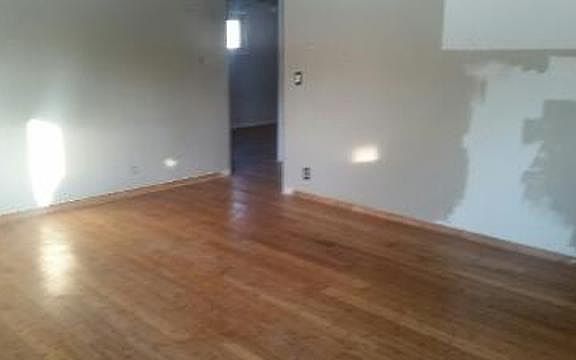 3rd image of 35671 Stevens Blvd