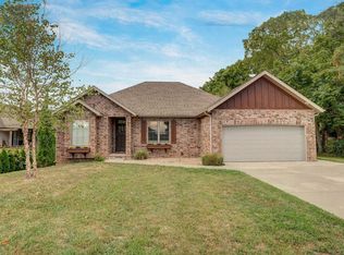 3645 S Sulgrove Ave, Springfield, MO 65804