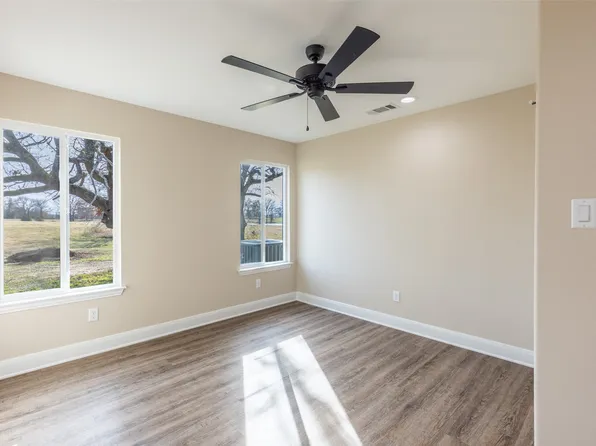 315 Private Road 7327, Emory, TX 75440