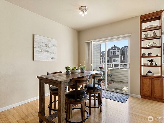 5th image of 4632 Morris Avenue S #4632