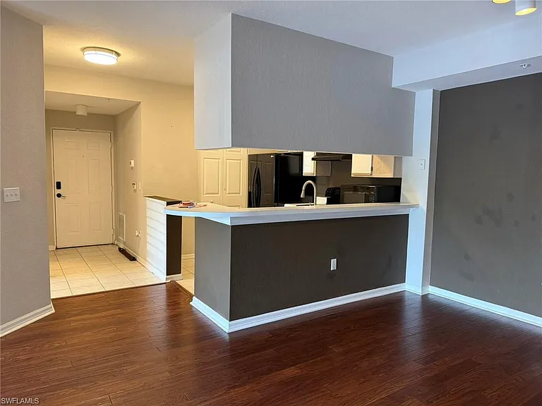 6490 Aragon Way #106 — Photo 2