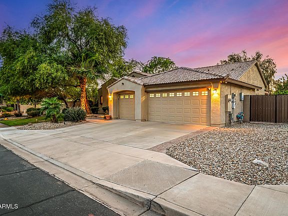 4th image of 5612 N 134TH Drive