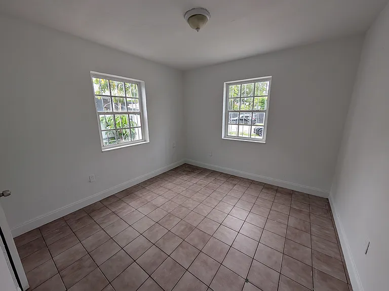 1786 NW 18th St #1 — Photo 10
