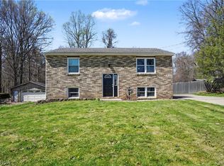 3781 Pelham Ln, Kent, OH 44240