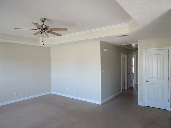 4th image of 1449 Hesperia Cir