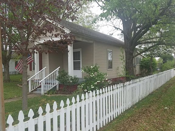 Fully fenced yard