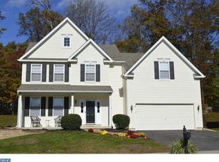 605 Crestwood Ln, Downingtown, PA 19335