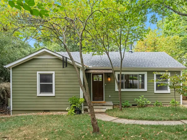843 N Olive Ave, Fayetteville, AR 72701