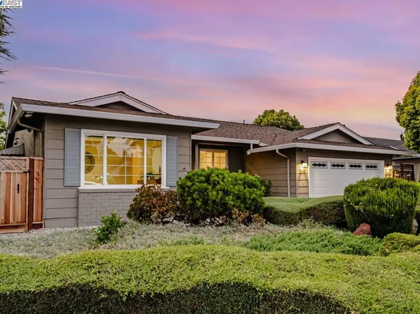 35280 Farnham Dr, Newark, CA 94560