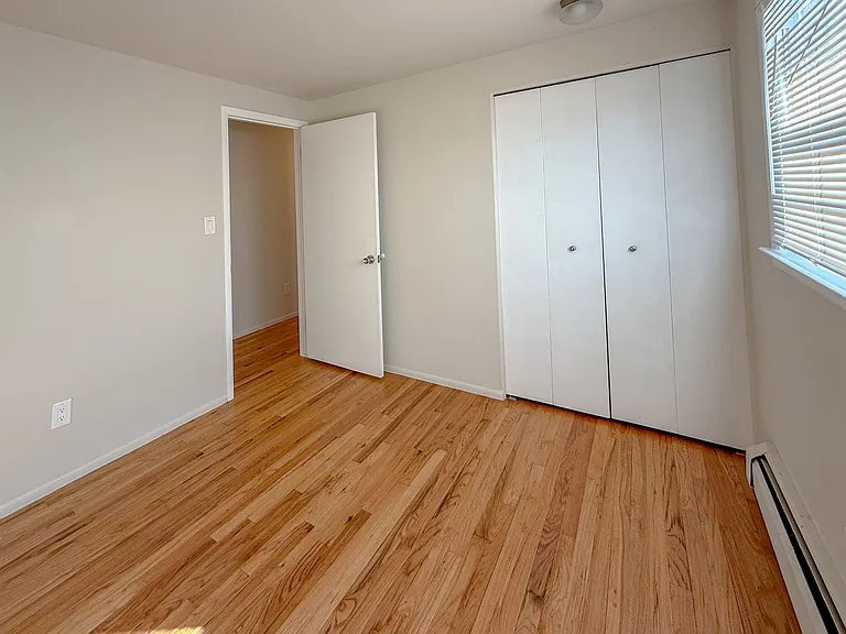 2710 Pendleton Dr — Photo 18