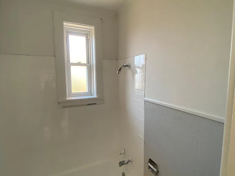 3736 Euclid Ave #1 — Photo 7