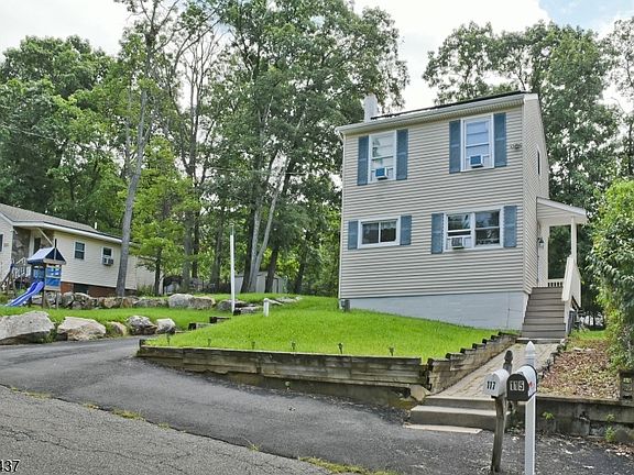 2nd image of 117 Vermont Trl