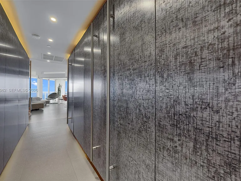 6365 Collins Ave #2301 — Photo 27