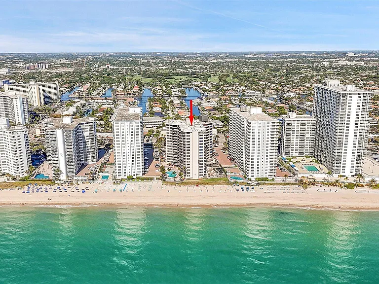3800 Galt Ocean Dr #404 — Photo 4