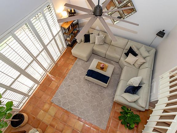 4th image of 364 Deer Creek Wildwood Ln E