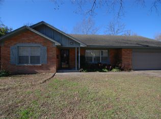 5212 S Yorktown Ave, Tulsa, OK 74105