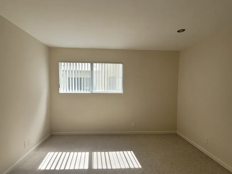Ardmore Homes — Photo 27