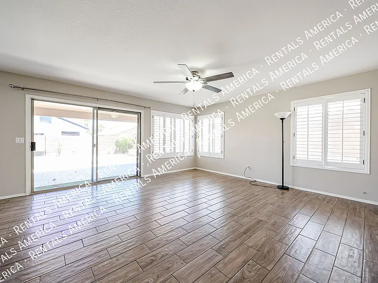 4616 E Summerhaven Dr — Photo 23