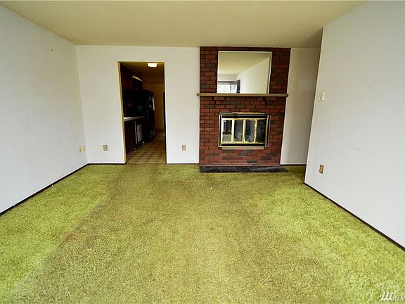 3rd image of 5630 Yakima Ave