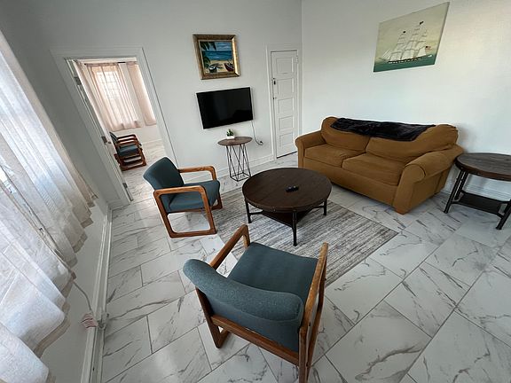 5th image of 4115 Atlantic Ave #2