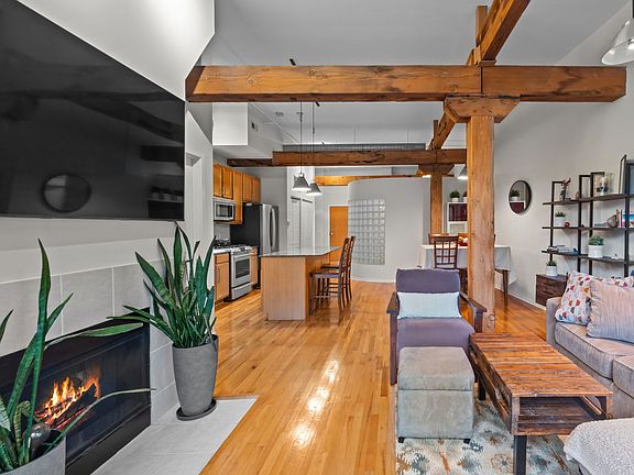 4th image of 1525 S Michigan Ave APT 309
