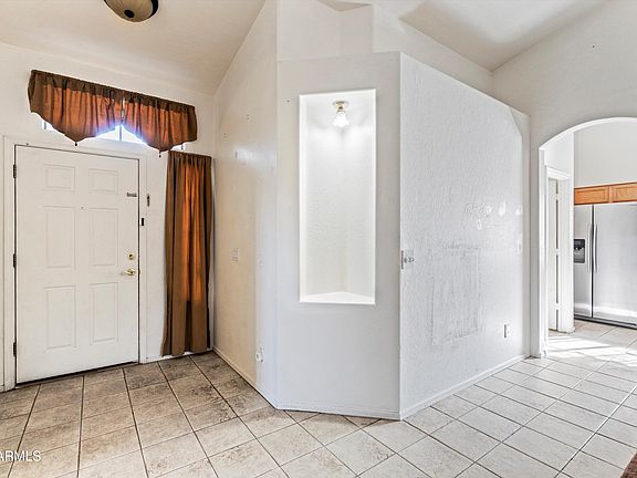 4th image of 762 N CALLE LARGO Street