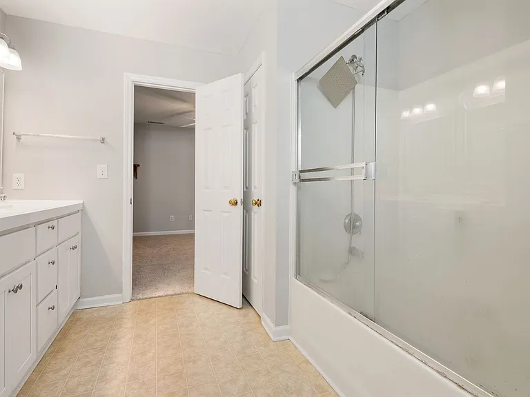 5412 Grand Traverse Dr — Photo 15