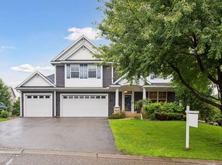 10747 Maple Blvd, Woodbury, MN 55129