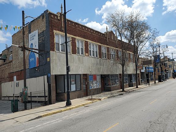 2nd image of 4209-17 N Milwaukee Ct #4422812
