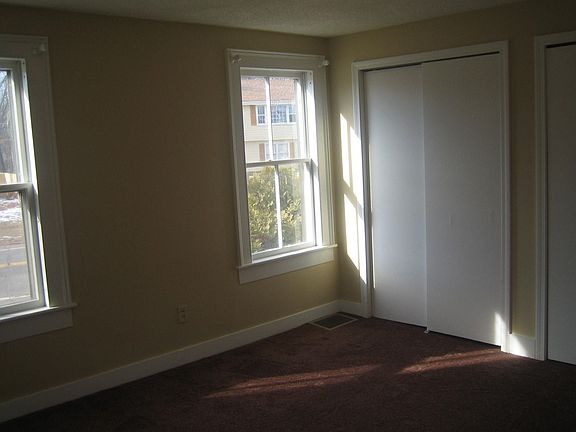 1st Floor Master Bedroom