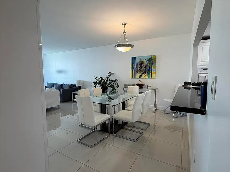 19390 Collins Ave #1103 — Photo 7