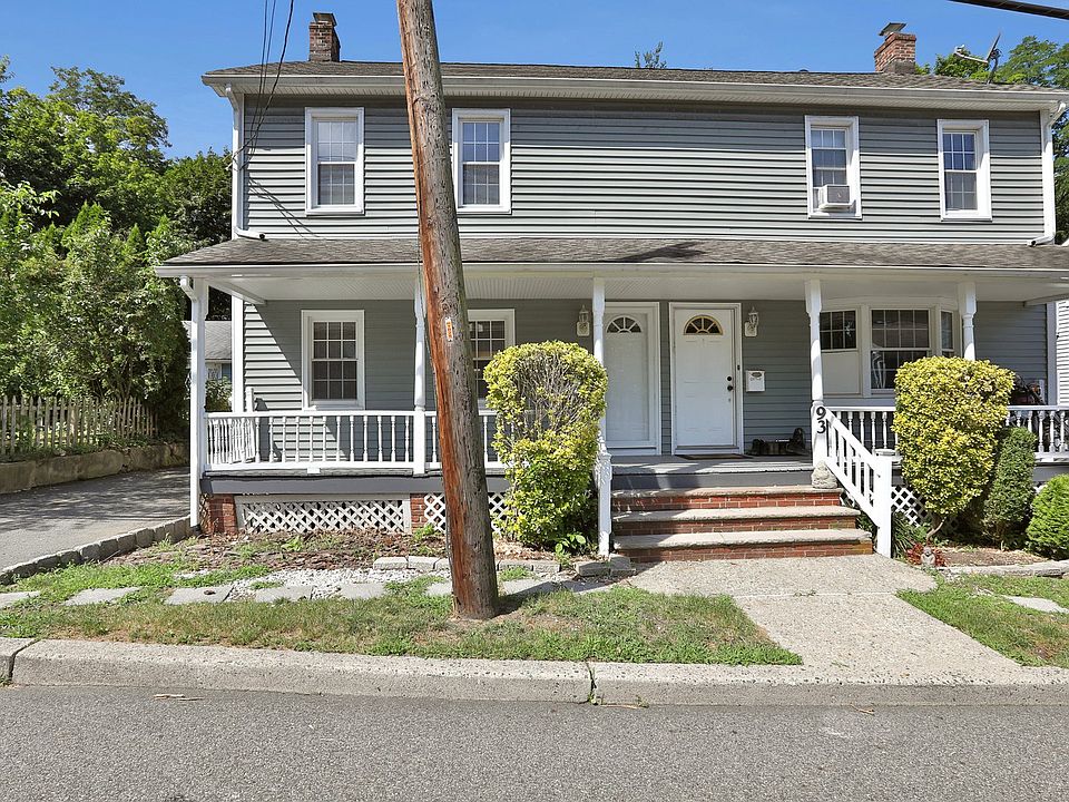 Front (Left Side of Duplex)