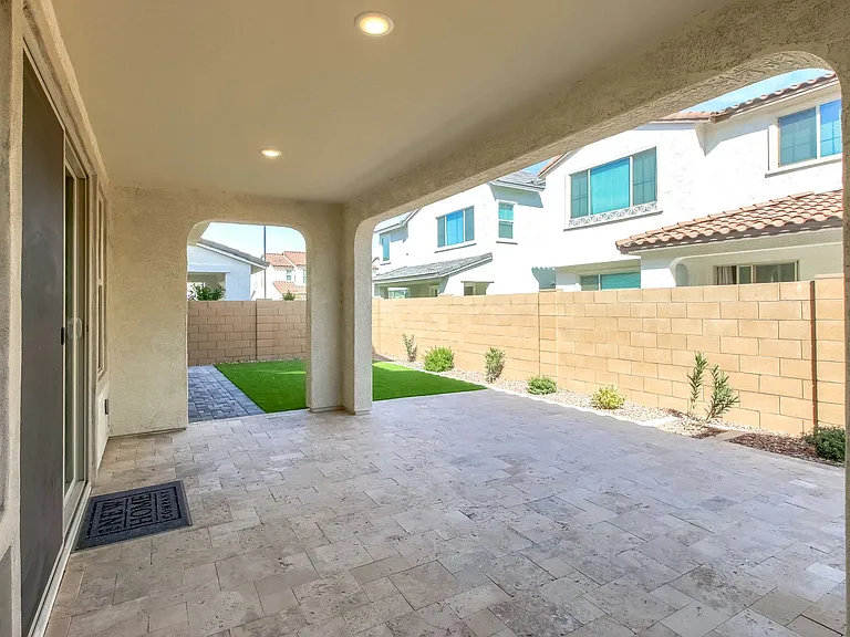1362 W Crane Dr — Photo 19
