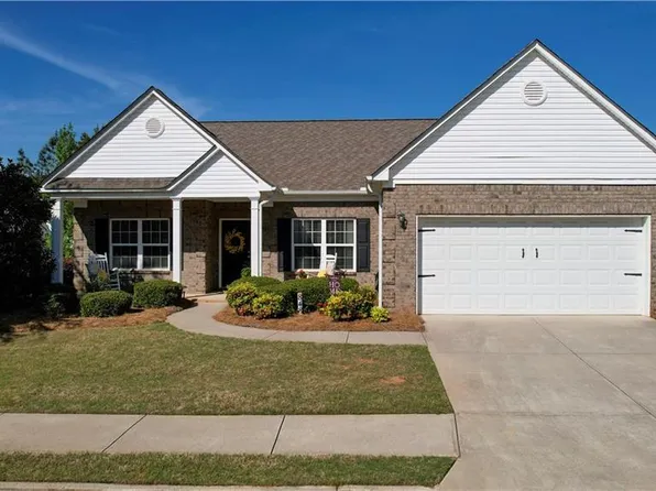 848 Crossroads Ct, Social Circle, GA 30025