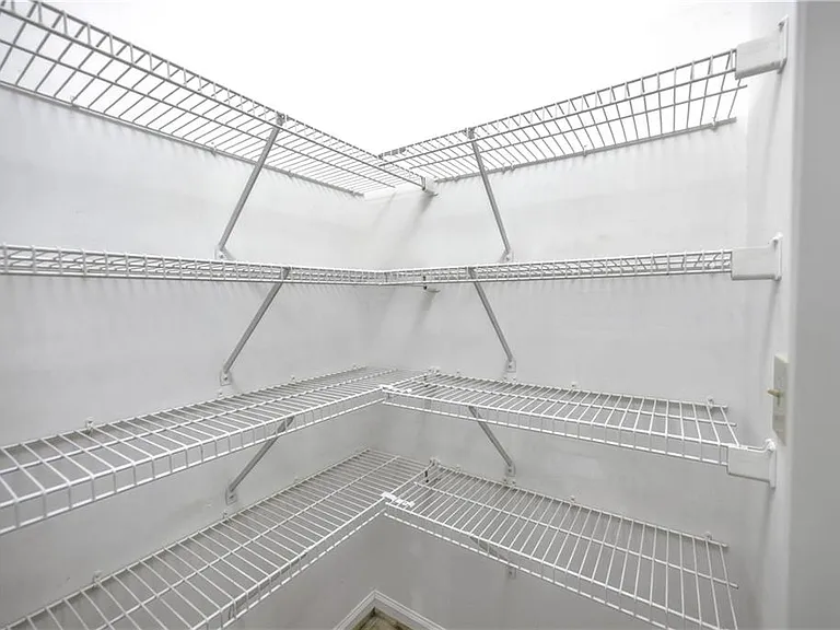 5525 Hampstead Way — Photo 18