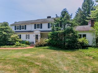 32450 Fairmount Blvd, Pepper Pike, OH 44124