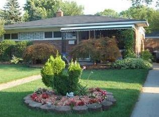 29587 Rush St, Garden City, MI 48135