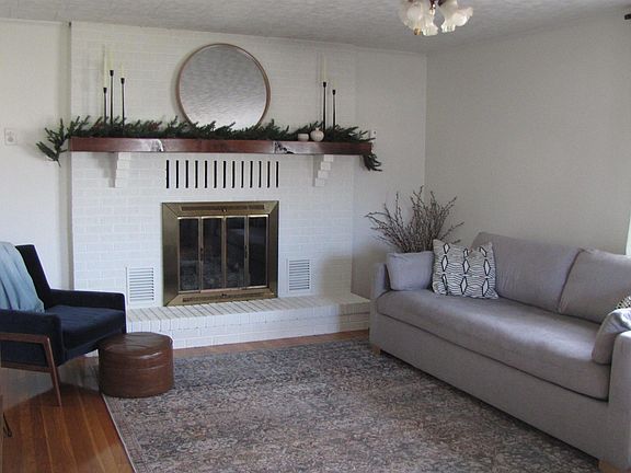 2nd image of 506 Roosevelt Ave