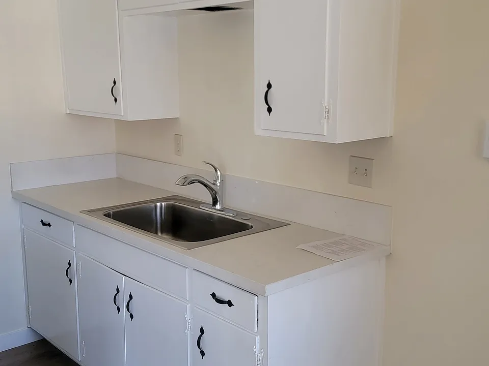 Mark IX Apartments