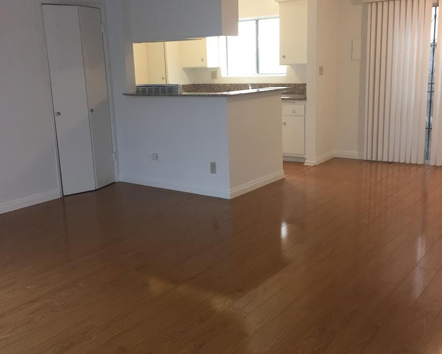 1st image of 9129 National Blvd APT 3
