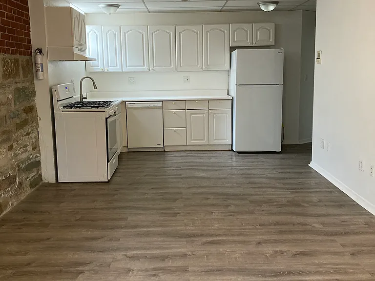 5752 Ellsworth Ave #11-C — Photo 5