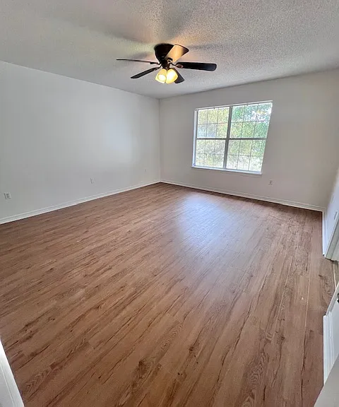 271 Twin Lakes Ln — Photo 18