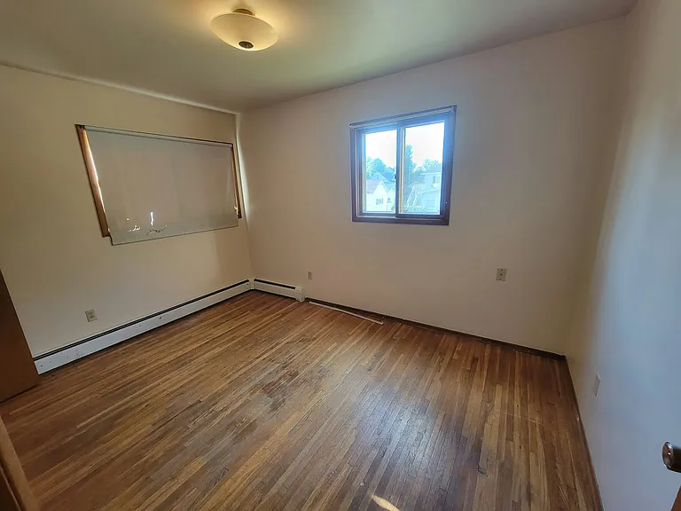 300 S 4th St #2A — Photo 3