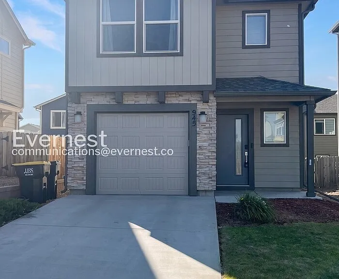 945 Technology Ct — Photo 2
