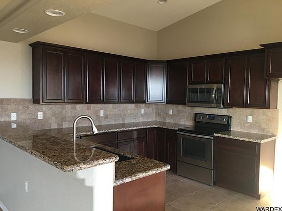 2nd image of 1990 Pima North Dr