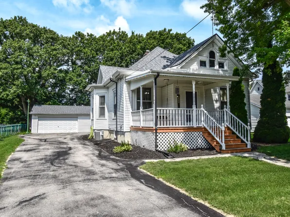 411 N Spencer St, Odell, IL 60460